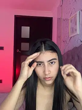 Isabella Montoya online show from October 22, 5:45 pm