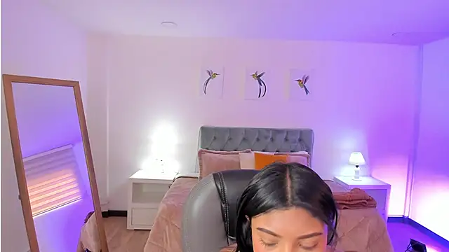 Snapshot of Sofia_collen_ chatting on October 29, 7:48 pm Sofia collen online show from October 29, 7:48 pm