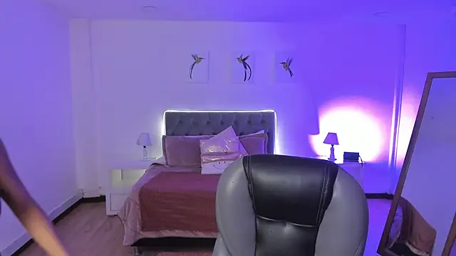 Snapshot of Sofia_collen_ chatting on November 16, 7:52 pm Sofia collen online show from November 16, 7:52 pm