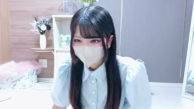 Snapshot of Ruru-shuv chatting on September 20, 7:42 am Ruru-shuv online show from September 20, 7:42 am