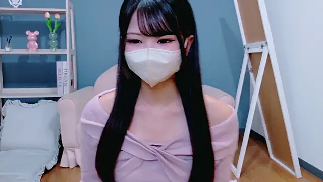 Snapshot of Ruru-shuv chatting on October 1, 10:32 am Ruru-shuv online show from October 1, 10:32 am