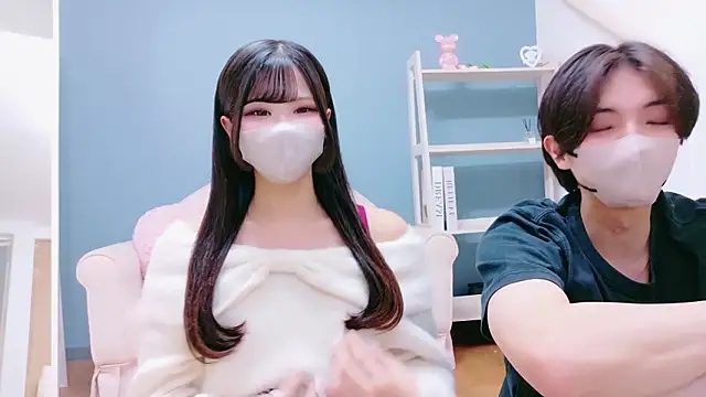 Snapshot of Ruru-shuv chatting on November 26, 8:37 am Ruru-shuv online show from November 26, 8:37 am