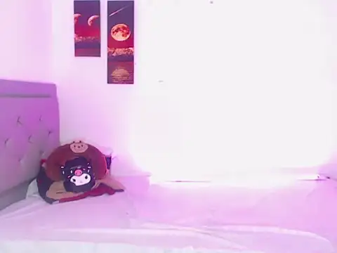 whitneytt online show from June 17, 5:43 am