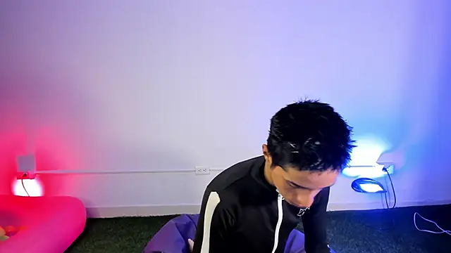 EstivenSallas online show from September 17, 7:37 pm