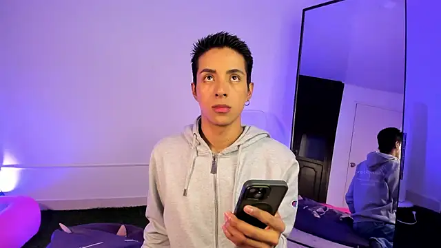 EstivenSallas online show from September 22, 8:00 pm