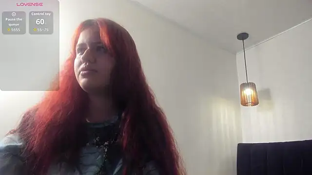 Snapshot of _ruby_red chatting on October 8, 4:10 am ruby red online show from October 8, 4:10 am