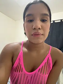 Snapshot of Lyria_Diamond chatting on October 21, 9:04 pm Lyria Diamond online show from October 21, 9:04 pm