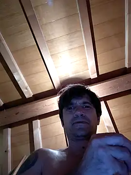 Snapshot of eu377@xh chatting on June 18, 1:06 am eu377xh online show from June 18, 1:06 am