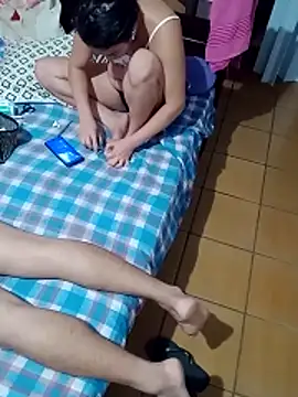 Snapshot of Cachorrinha2025 chatting on November 28, 4:04 am Cachorrinha2025 online show from November 28, 4:04 am