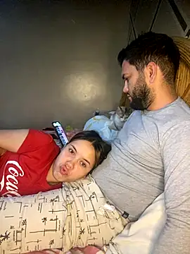 Snapshot of coupleyys chatting on November 1, 1:29 am coupleyys online show from November 1, 1:29 am