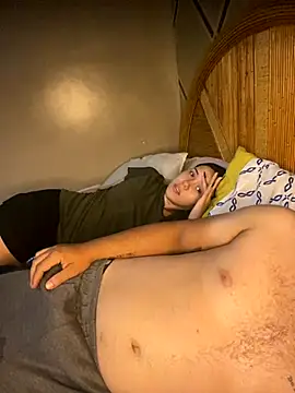 Snapshot of coupleyys chatting on November 23, 7:57 pm coupleyys online show from November 23, 7:57 pm