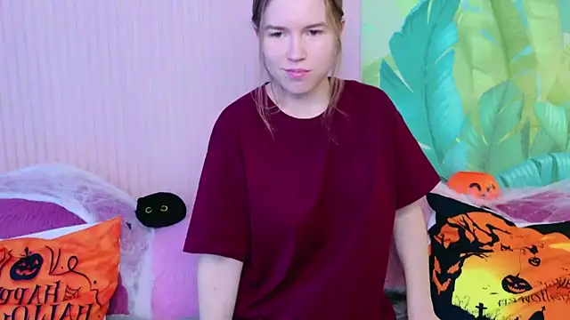 Snapshot of Alida_Brice chatting on October 27, 6:17 am Alida Brice online show from October 27, 6:17 am