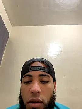 LeoPR00 online show from October 18, 6:37 am