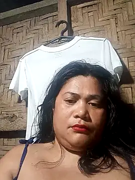 Snapshot of slutty_pinay12 chatting on December 3, 3:43 pm slutty pinay12 online show from December 3, 3:43 pm