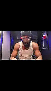 nymphoandthebeast69 online show from April 30, 7:09 pm