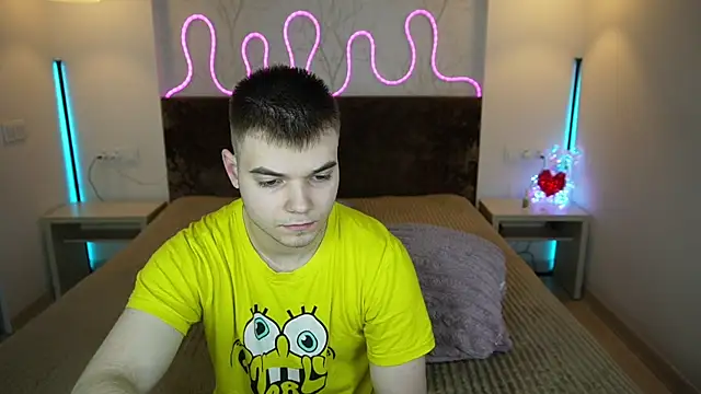 Snapshot of Vikki_George chatting on November 28, 1:08 am Vikki George online show from November 28, 1:08 am