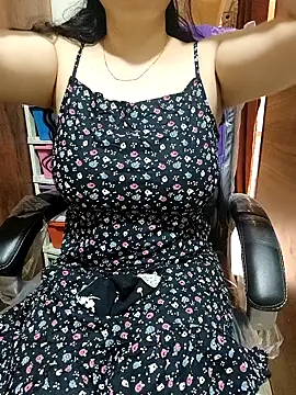 Snapshot of sassy_aly007 chatting on October 2, 10:11 am sassy aly007 online show from October 2, 10:11 am