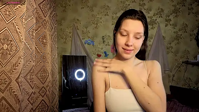 QutieDaSweet online show from February 19, 1:12 am