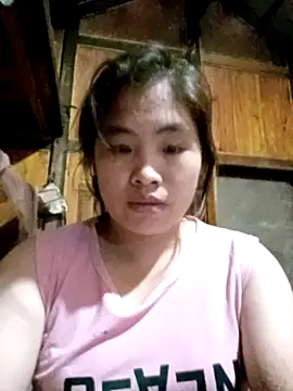 Luyen004 online show from March 20, 12:10 pm