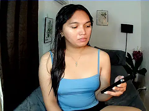 Snapshot of Nikki_Karishma chatting on September 17, 4:52 pm Nikki Karishma online show from September 17, 4:52 pm