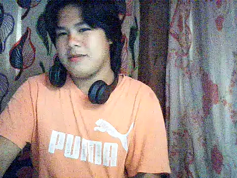 Huntrix2025 online show from October 5, 12:09 am