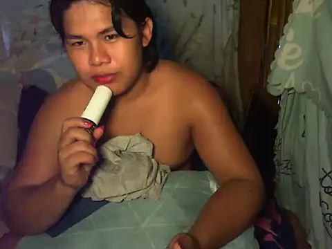 Huntrix2025 online show from October 18, 5:43 am