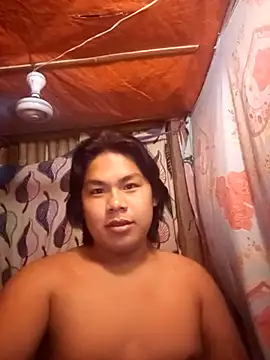 Huntrix2025 online show from November 22, 3:33 pm