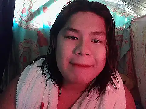 Snapshot of Huntrix2025 chatting on June 7, 2:27 am Huntrix2025 online show from June 7, 2:27 am