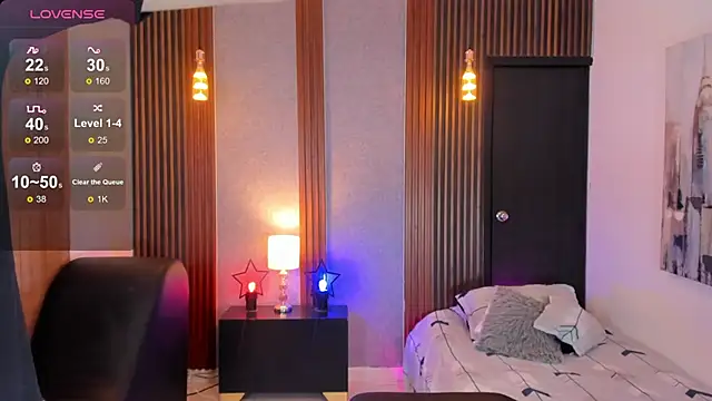 james jonnes online show from December 2, 12:10 pm