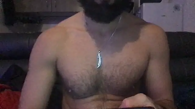 Snapshot of flambeur93 chatting on November 7, 8:31 pm flambeur93 online show from November 7, 8:31 pm