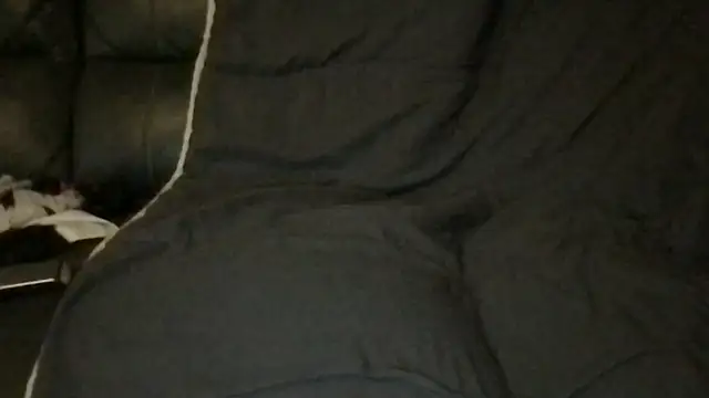 Snapshot of flambeur93 chatting on November 15, 2:53 am flambeur93 online show from November 15, 2:53 am