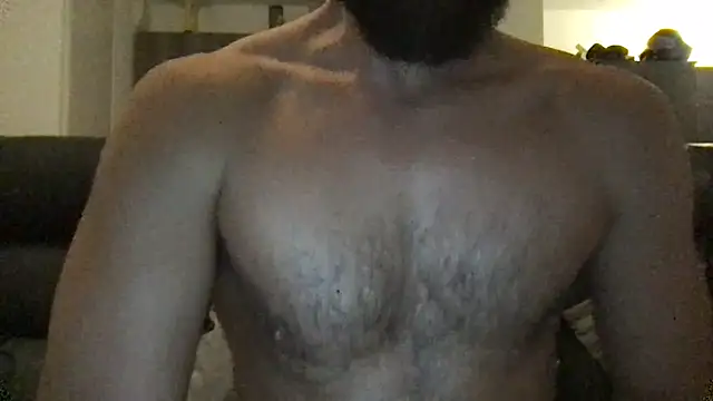 Snapshot of flambeur93 chatting on November 17, 2:39 am flambeur93 online show from November 17, 2:39 am