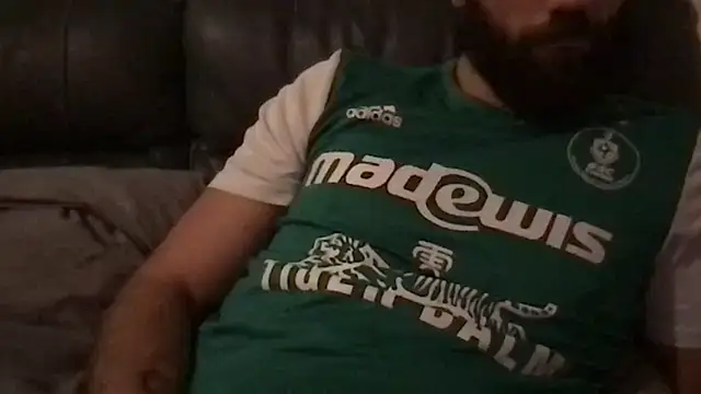 Snapshot of flambeur93 chatting on November 29, 8:01 pm flambeur93 online show from November 29, 8:01 pm