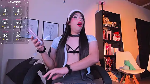 dreamdanna online show from March 13, 12:01 pm