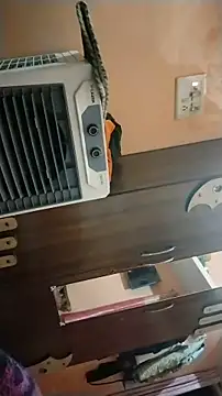 Snapshot of monarani5986 chatting on December 4, 4:27 pm monarani5986 online show from December 4, 4:27 pm