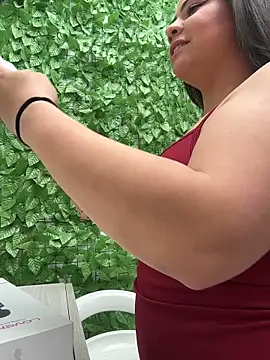 ROUSE SINCLAIR online show from February 24, 7:01 pm