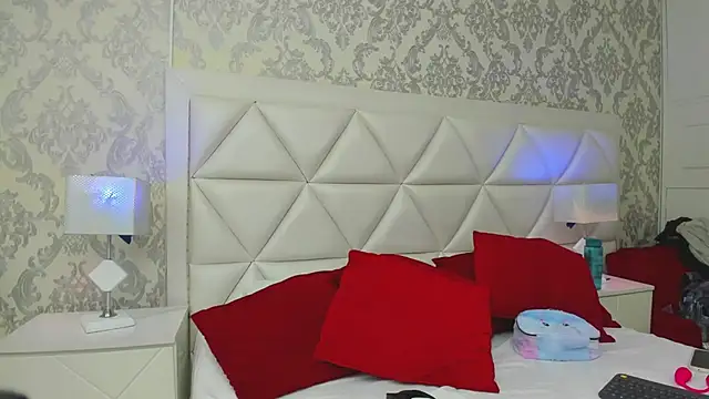 LaylaaDoll online show from December 15, 7:07 pm