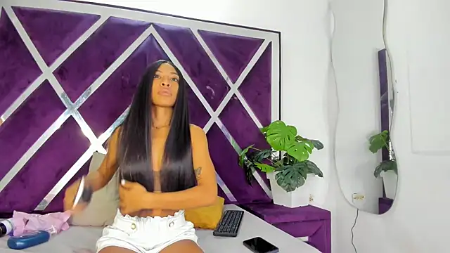 Snapshot of angelkyraasm chatting on November 15, 12:34 pm angelkyraasm online show from November 15, 12:34 pm