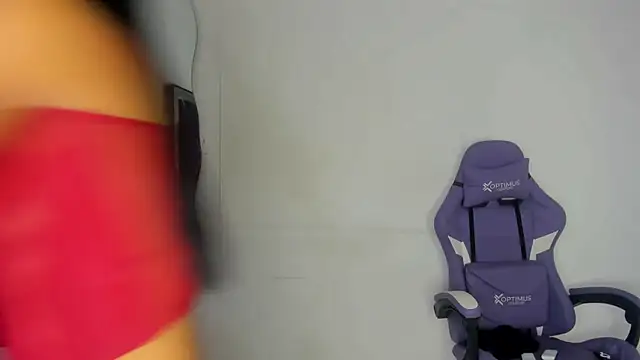 Snapshot of angelkyraasm chatting on November 16, 12:55 pm angelkyraasm online show from November 16, 12:55 pm