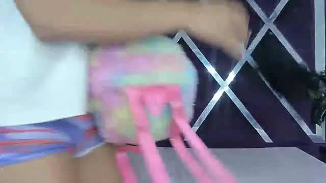 angelkyraasm online show from January 13, 12:43 pm