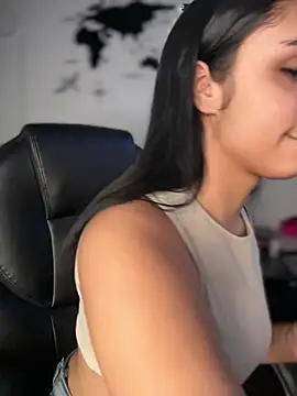 Isabella-Teen online show from April 29, 1:59 pm