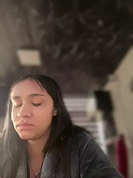 Snapshot of Isabella-Teen chatting on July 8, 12:42 pm Isabella-Teen online show from July 8, 12:42 pm