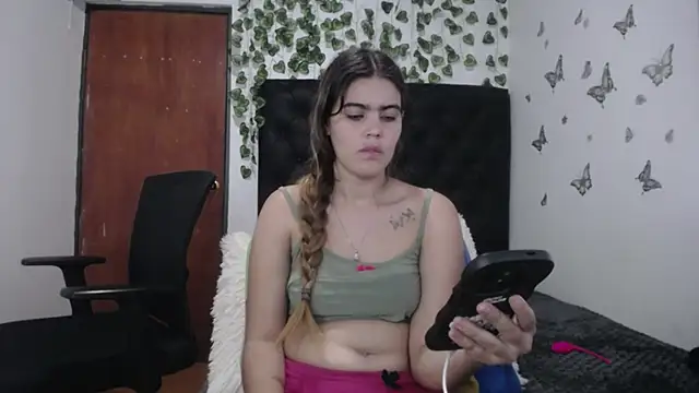 Snapshot of isabel_09 chatting on October 24, 3:41 pm isabel 09 online show from October 24, 3:41 pm