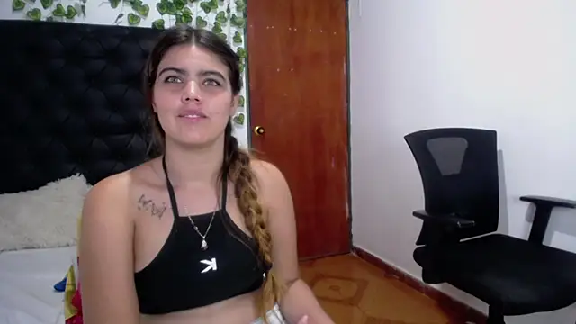 Snapshot of isabel_09 chatting on November 12, 3:12 pm isabel 09 online show from November 12, 3:12 pm