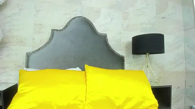 Snapshot of isabel_09 chatting on July 21, 5:37 pm isabel 09 online show from July 21, 5:37 pm