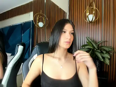 Snapshot of AggathaSanders_ chatting on September 19, 12:28 pm AggathaSanders  online show from September 19, 12:28 pm