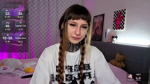 LilithPoison online show from December 19, 6:04 pm