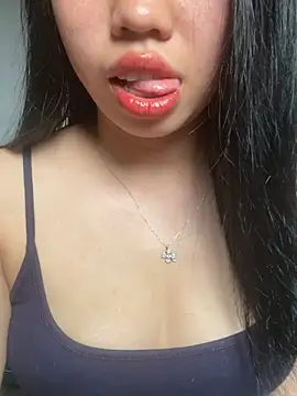 Snapshot of Rose-babyx chatting on July 6, 8:22 am Rose-babyx online show from July 6, 8:22 am