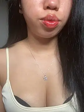 Snapshot of Rose-babyx chatting on July 30, 2:10 am Rose-babyx online show from July 30, 2:10 am