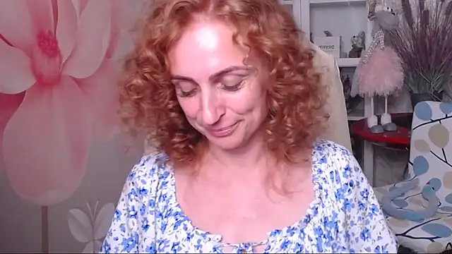 Venus love1 online show from June 10, 5:45 pm